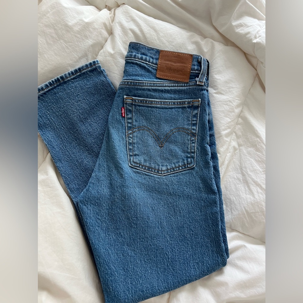 Levi’s Wedgie Straight Jeans